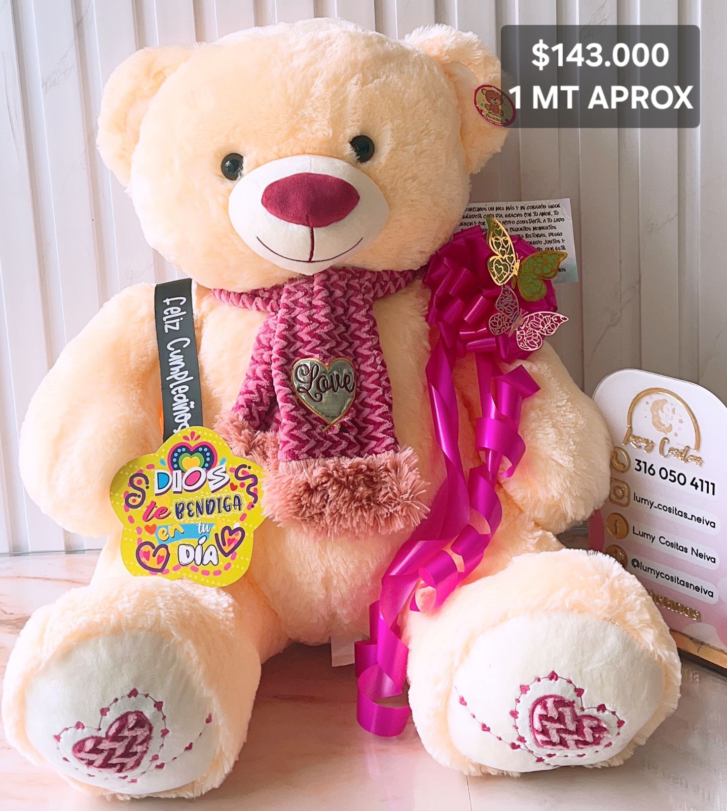 19. PELUCHE DECORADO Y PERFUMADO 🧸CON CINTA PERSONALIZADA 🧸 MOÑO Y CARTA DEDICATORIA. 😍